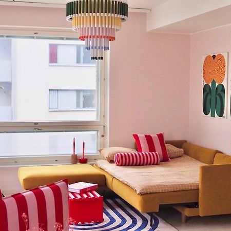 Candy-Colored Two-Room Condo With Sweet Views Helsinki Exterior photo