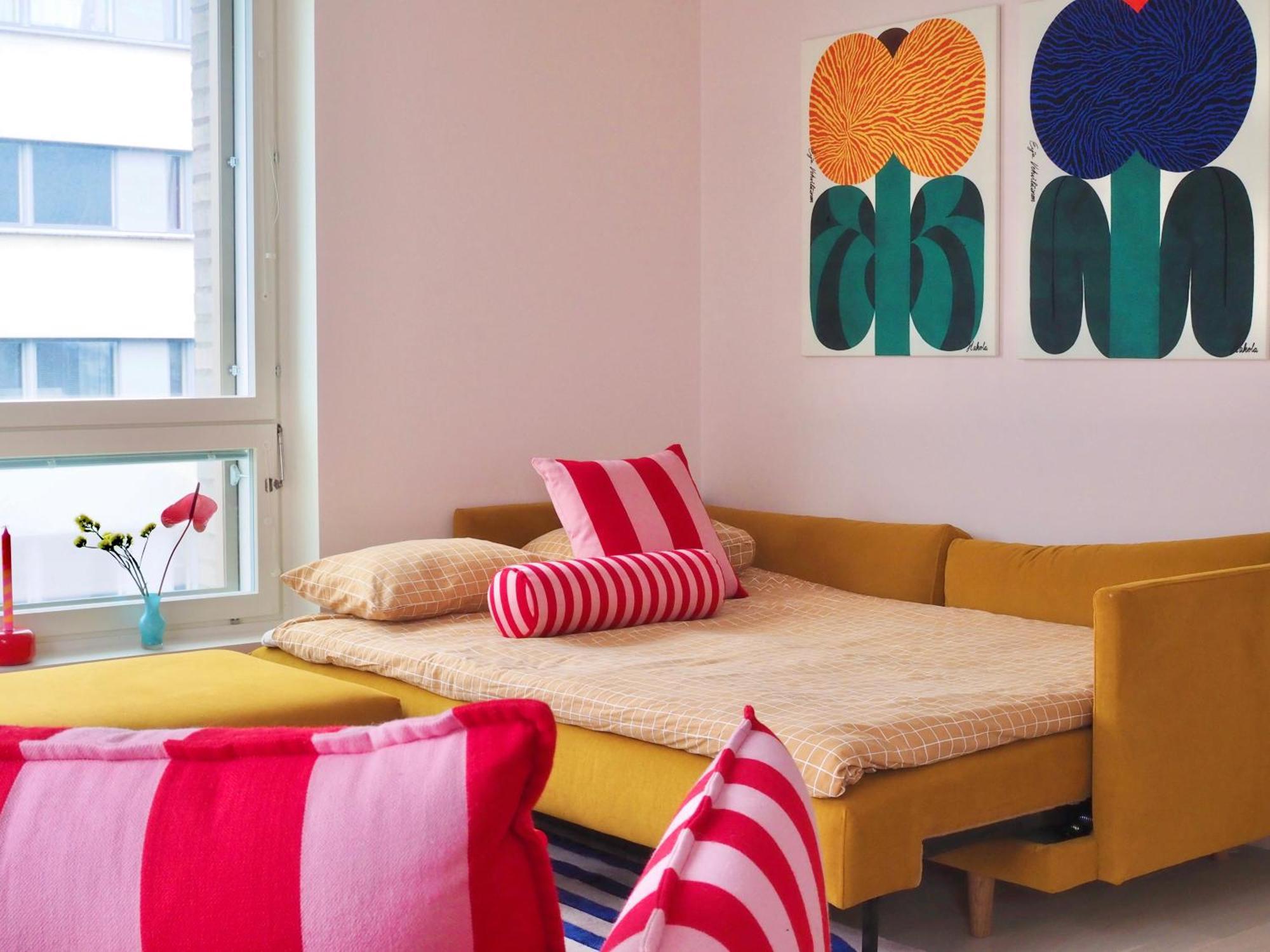 Candy-Colored Two-Room Condo With Sweet Views Helsinki Exterior photo
