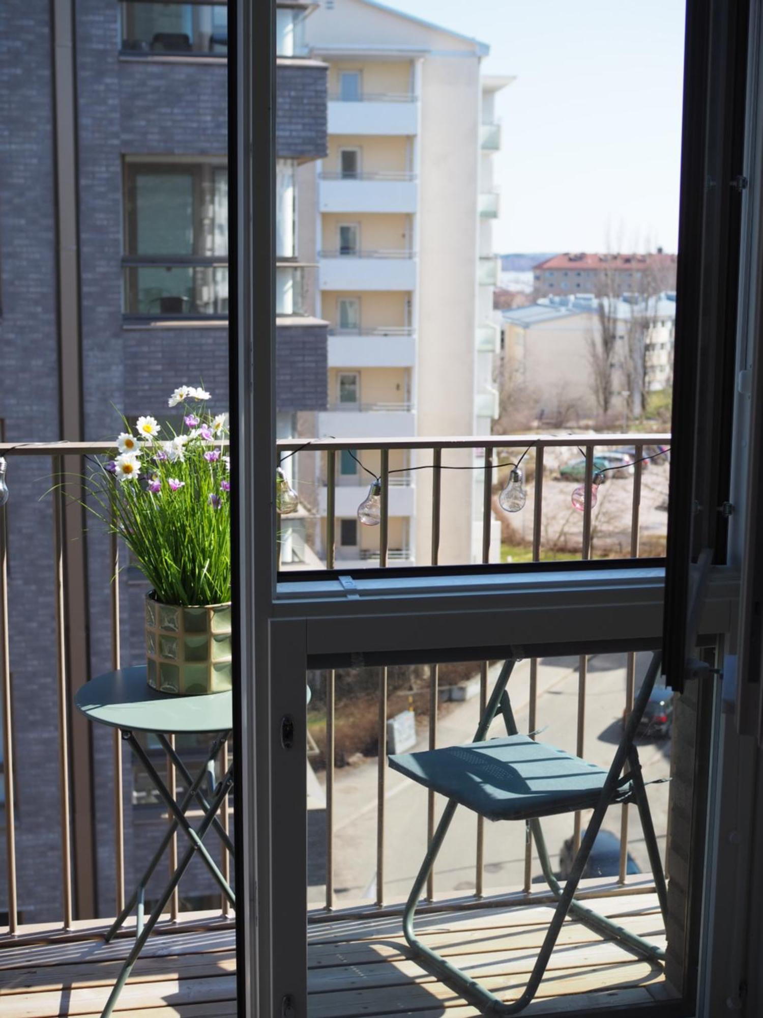 Candy-Colored Two-Room Condo With Sweet Views Helsinki Exterior photo